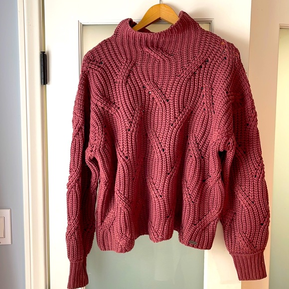 Savvi Sweaters - Savvi - Jessie - Women’s sweater, cable knit, burgundy, size medium.